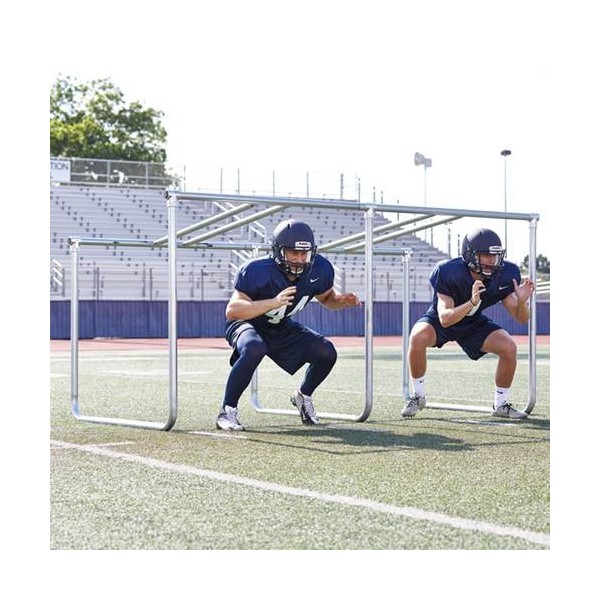Goulotte pour les footballeurs collégiaux