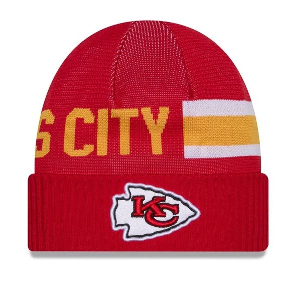 Kansas City Chiefs New Era 2024 Beanie Front